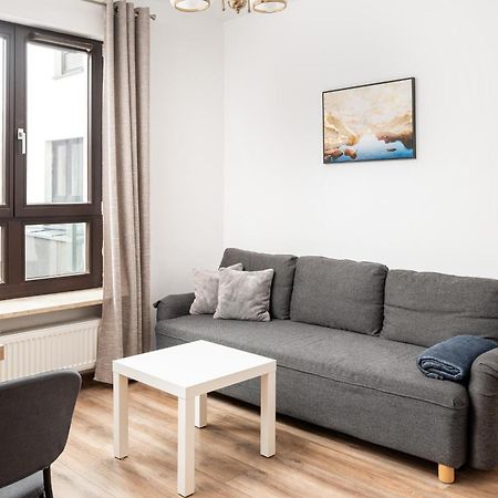Metro Plocka Cosy Apartment Warsaw Exterior photo